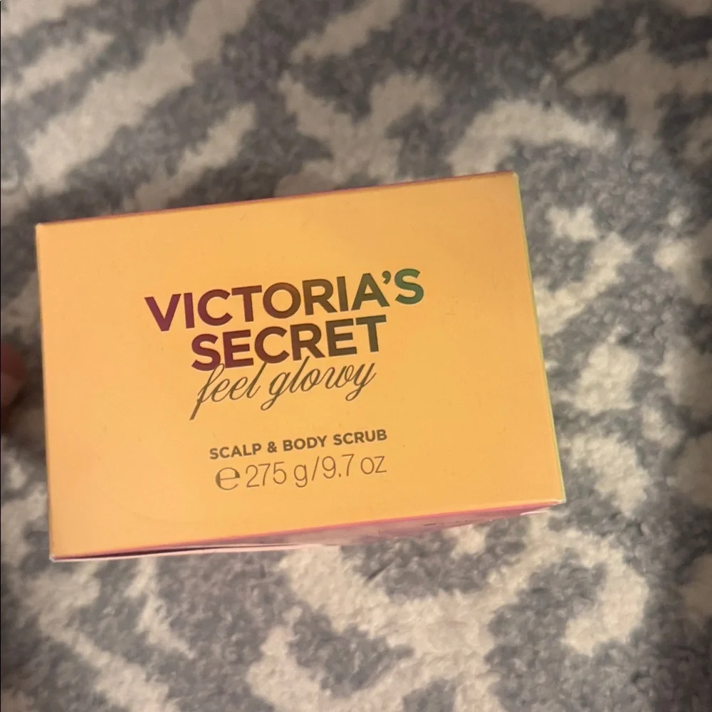 Victoria's Secret Feel Glowy